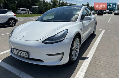 Седан Tesla Model 3 2019 в 