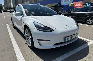 Седан Tesla Model 3 2019 в Киеве
