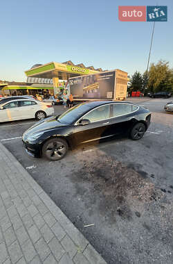Седан Tesla Model 3 2018 в 