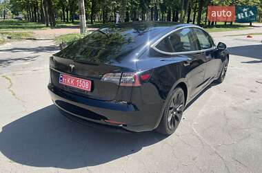 Седан Tesla Model 3 2019 в 