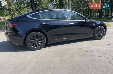 Седан Tesla Model 3 2019 в 