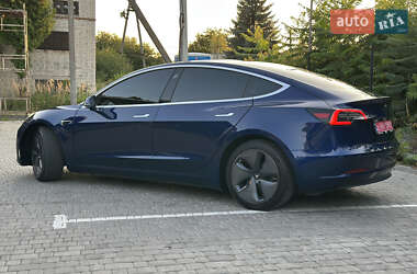 Седан Tesla Model 3 2018 в 