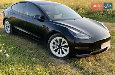 Седан Tesla Model 3 2021 в Луцьку