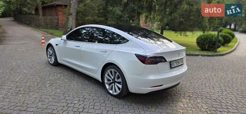 Седан Tesla Model 3 2020 в Львове фото 18 Седан Tesla Model 3 2020 в Львове