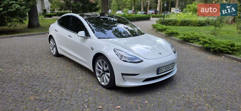 Седан Tesla Model 3 2020 в Львове фото 20 Седан Tesla Model 3 2020 в Львове