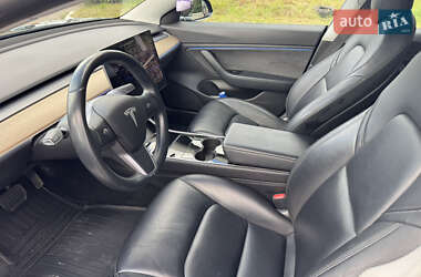 Седан Tesla Model 3 2019 в 