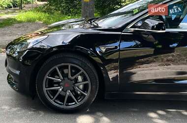 Седан Tesla Model 3 2018 в 