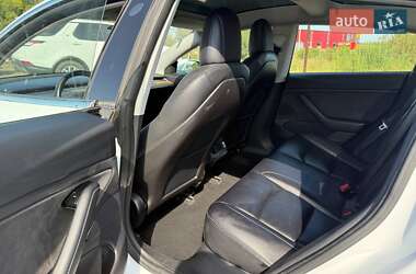 Седан Tesla Model 3 2018 в 