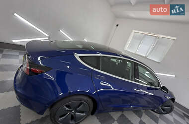Седан Tesla Model 3 2019 в 