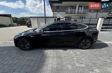 Седан Tesla Model 3 2018 в 