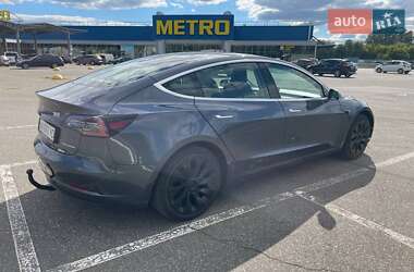 Седан Tesla Model 3 2019 в 