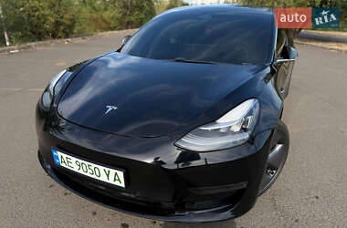 Седан Tesla Model 3 2019 в 