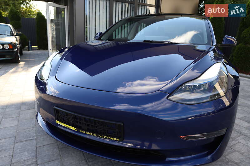 Седан Tesla Model 3 2022 в Дрогобичі фото 12 Седан Tesla Model 3 2022 в Дрогобичі