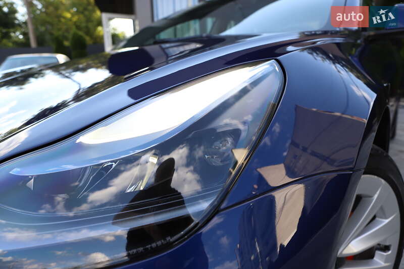 Седан Tesla Model 3 2022 в Дрогобичі фото 15 Седан Tesla Model 3 2022 в Дрогобичі