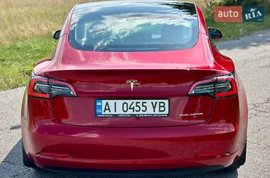 Седан Tesla Model 3 2022 в Киеве