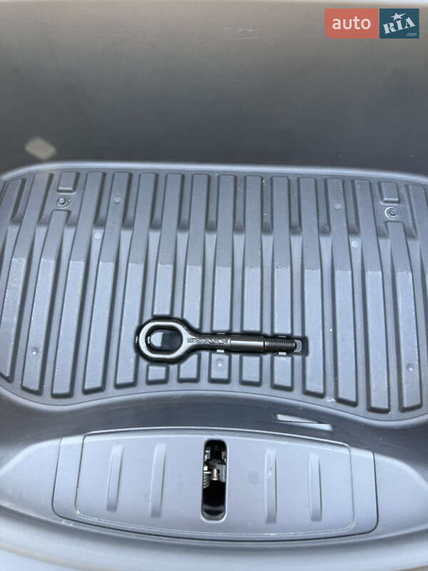 Седан Tesla Model 3 2023 в Чернівцях фото 35 Седан Tesla Model 3 2023 в Чернівцях