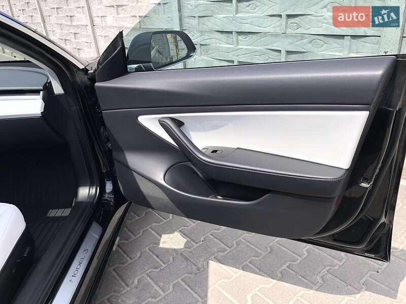 Седан Tesla Model 3 2019 в Києві фото 17 Седан Tesla Model 3 2019 в Києві