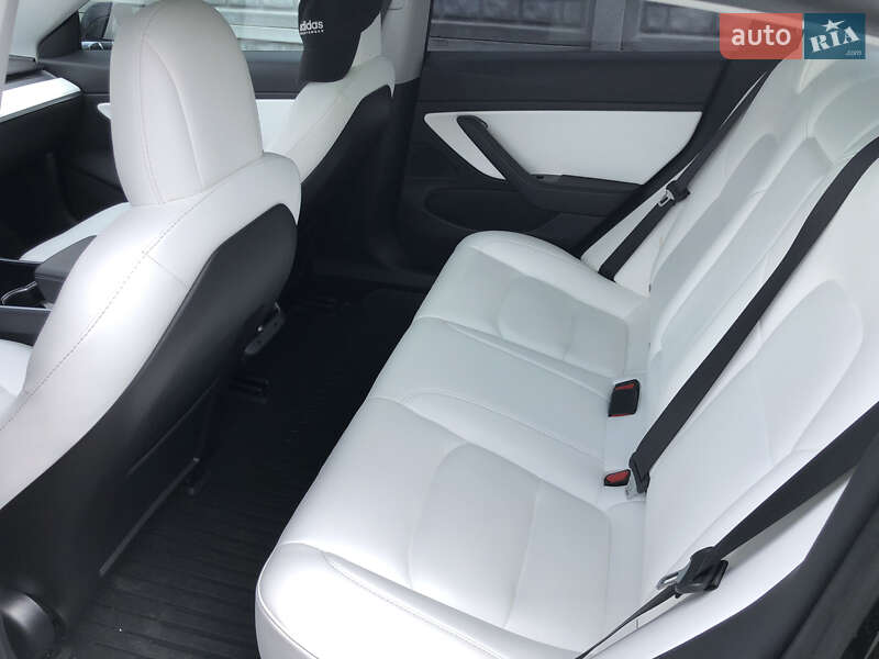 Седан Tesla Model 3 2019 в Києві фото 22 Седан Tesla Model 3 2019 в Києві