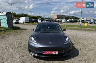 Седан Tesla Model 3 2018 в 