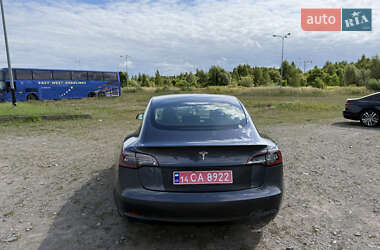 Седан Tesla Model 3 2018 в 