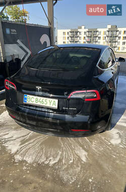 Седан Tesla Model 3 2019 в 