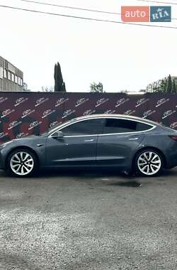 Седан Tesla Model 3 2018 в 