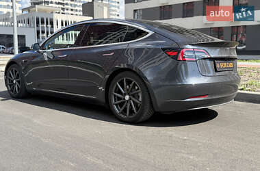Седан Tesla Model 3 2018 в 
