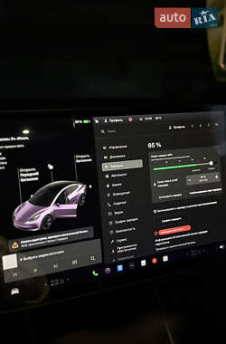 Седан Tesla Model 3 2020 в 