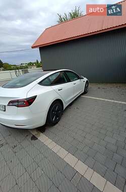 Седан Tesla Model 3 2021 в Львове