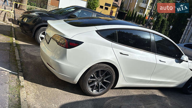 Седан Tesla Model 3 2021 в Трускавці фото 41 Седан Tesla Model 3 2021 в Трускавці