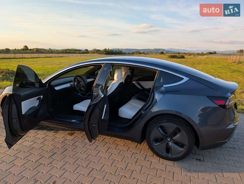 Седан Tesla Model 3 2019 в Ужгороде фото 7 Седан Tesla Model 3 2019 в Ужгороде