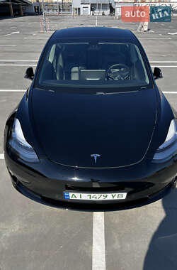 Седан Tesla Model 3 2020 в 