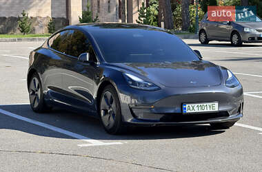 Седан Tesla Model 3 2021 в Харькове