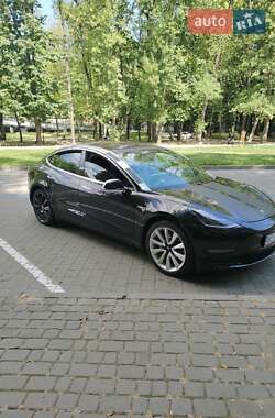 Седан Tesla Model 3 2018 в 