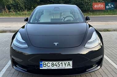 Седан Tesla Model 3 2019 в 