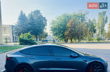 Седан Tesla Model 3 2022 в Запоріжжі