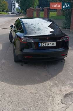 Седан Tesla Model 3 2019 в 