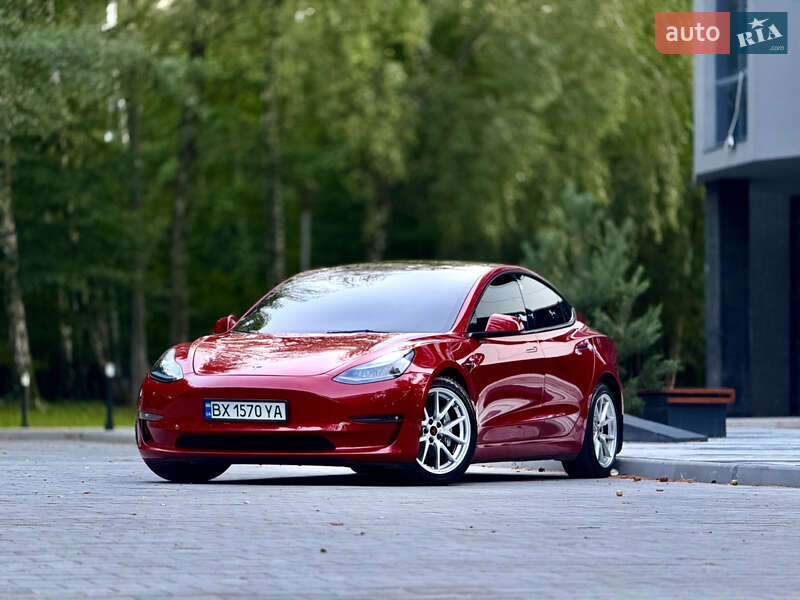 Седан Tesla Model 3 2021 в Тернополе фото 23 Седан Tesla Model 3 2021 в Тернополе
