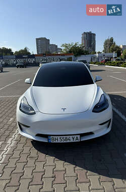 Седан Tesla Model 3 2021 в Одессе