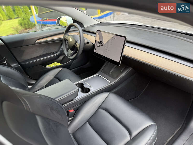 Седан Tesla Model 3 2021 в Львові фото 9 Седан Tesla Model 3 2021 в Львові