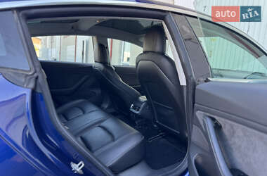 Седан Tesla Model 3 2018 в 