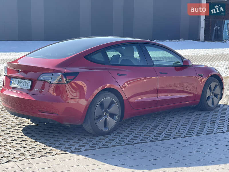 Седан Tesla Model 3 2022 в Львові фото 28 Седан Tesla Model 3 2022 в Львові