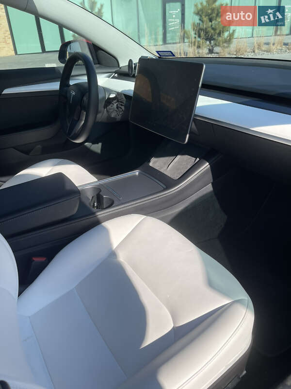 Седан Tesla Model 3 2022 в Львові фото 88 Седан Tesla Model 3 2022 в Львові