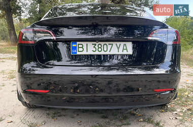 Седан Tesla Model 3 2019 в Кобеляках