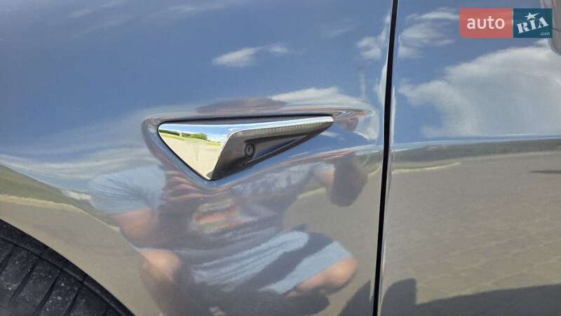 Седан Tesla Model 3 2018 в Львове фото 44 Седан Tesla Model 3 2018 в Львове