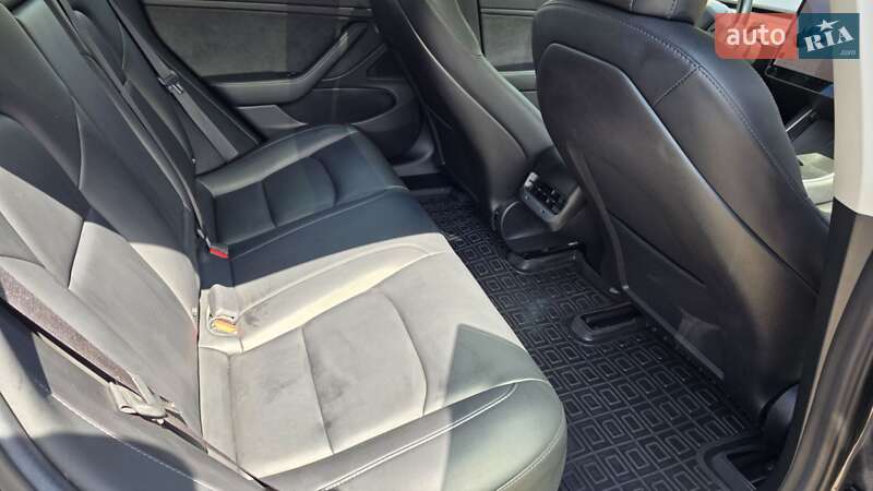 Седан Tesla Model 3 2018 в Львове фото 65 Седан Tesla Model 3 2018 в Львове