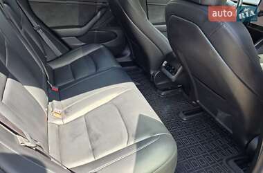 Седан Tesla Model 3 2018 в 