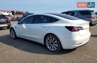 Седан Tesla Model 3 2018 в 