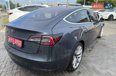 Седан Tesla Model 3 2018 в 