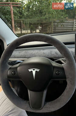 Седан Tesla Model 3 2018 в 